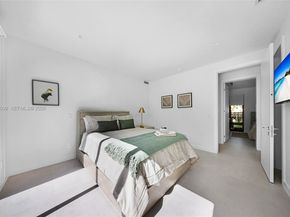 300 NE 48th St, Miami FL 33137