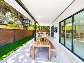 300 NE 48th St, Miami FL 33137