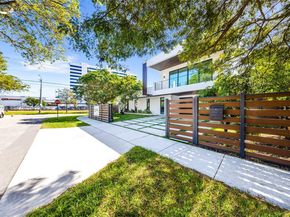 300 NE 48th St, Miami FL 33137