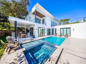 300 NE 48th St, Miami FL 33137