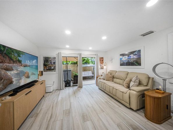 3130 Bird Ave 12, Miami FL 33133