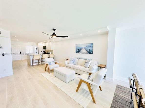 353 S Us Highway 1 E204, Jupiter FL 33477