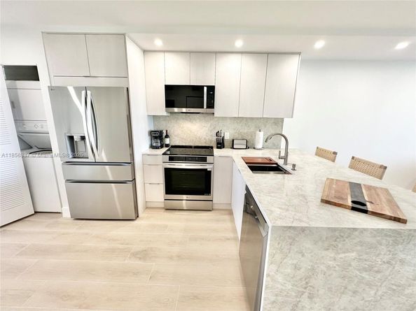 353 S Us Highway 1 E204, Jupiter FL 33477
