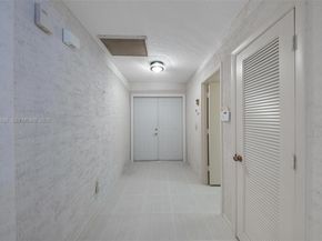 21877 Arriba Real, Boca Raton FL 33433