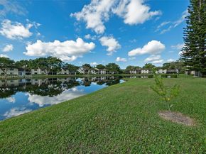 21877 Arriba Real, Boca Raton FL 33433