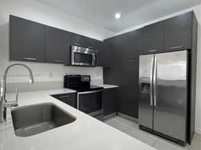 3441 NW 13th St, Lauderhill FL 33311