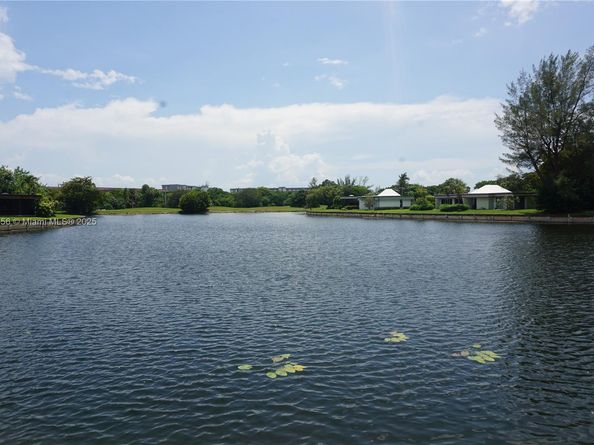 4511 King Palm Dr, Tamarac FL 33319