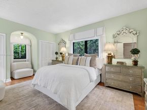 56 S Hibiscus Dr, Miami Beach FL 33139