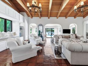 56 S Hibiscus Dr, Miami Beach FL 33139