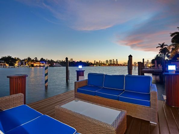 56 S Hibiscus Dr, Miami Beach FL 33139