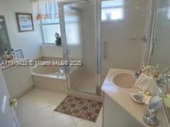 5003 SW 163rd Ave, Miramar FL 33027