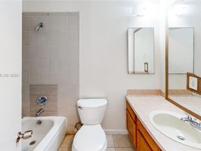 1664 SW 2nd Ct, Homestead FL 33030