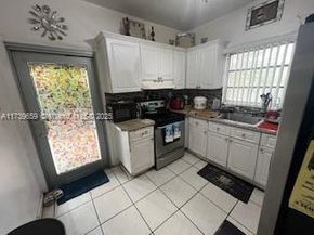 420 SW 13th Ave, Miami FL 33135
