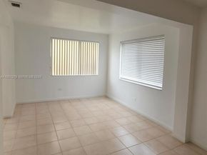 141 W 31st St, Hialeah FL 33012