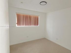 141 W 31st St, Hialeah FL 33012