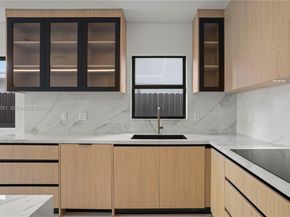 3187 SW 23rd St B, Miami FL 33145