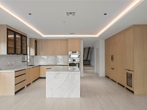 3187 SW 23rd St B, Miami FL 33145