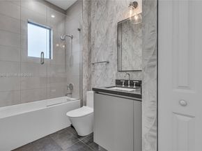 5765 SW 104th Ter, Cooper City FL 33328