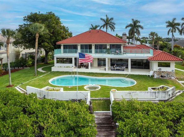 1635 Lands End Rd, Manalapan FL 33462