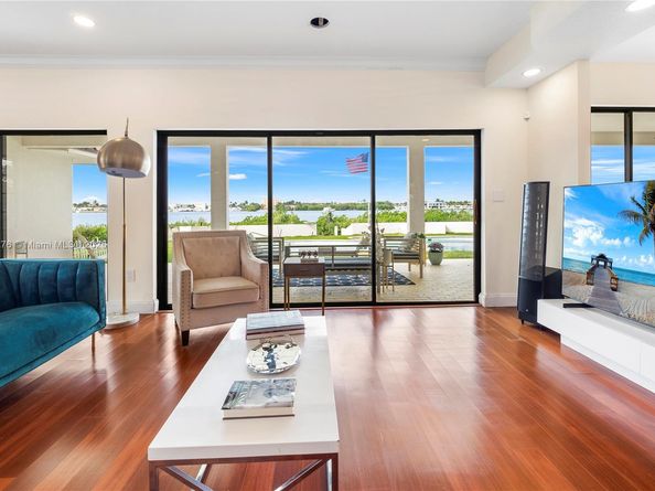 1635 Lands End Rd, Manalapan FL 33462