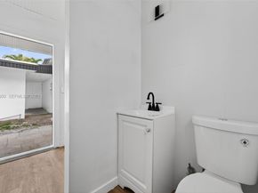 3608 SW 22nd St, Fort Lauderdale FL 33312