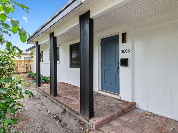 3608 SW 22nd St, Fort Lauderdale FL 33312