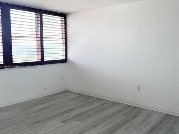 5838 Collins Ave 14F, Miami Beach FL 33140