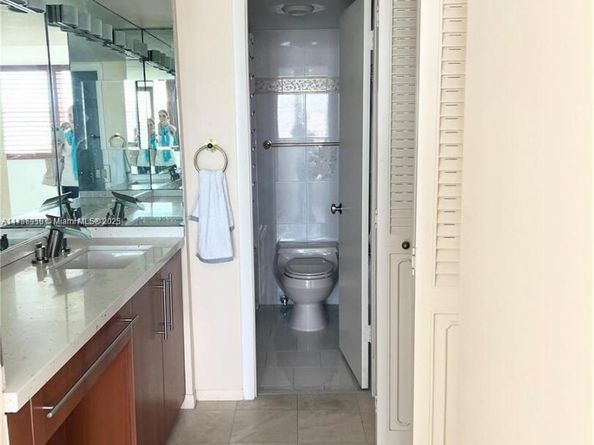 5838 Collins Ave 14F, Miami Beach FL 33140