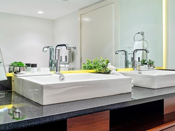 101 20th St 3903, Miami Beach FL 33139