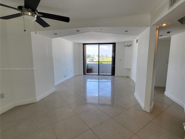 7300 Wayne Ave 416, Miami Beach FL 33141