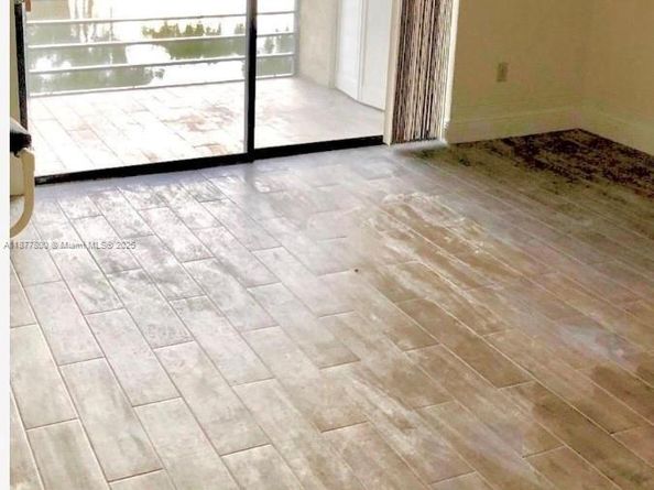 Undisclosed Address #A11877800, West Palm Beach FL 33411