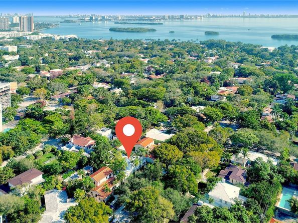 479 NE 56th St, Miami FL 33137