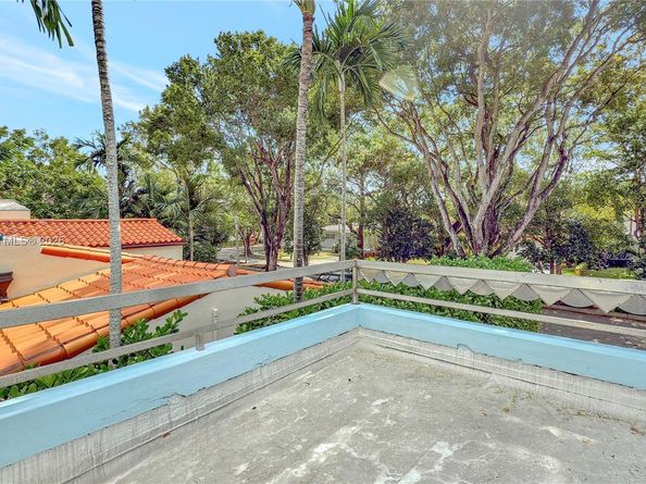479 NE 56th St, Miami FL 33137