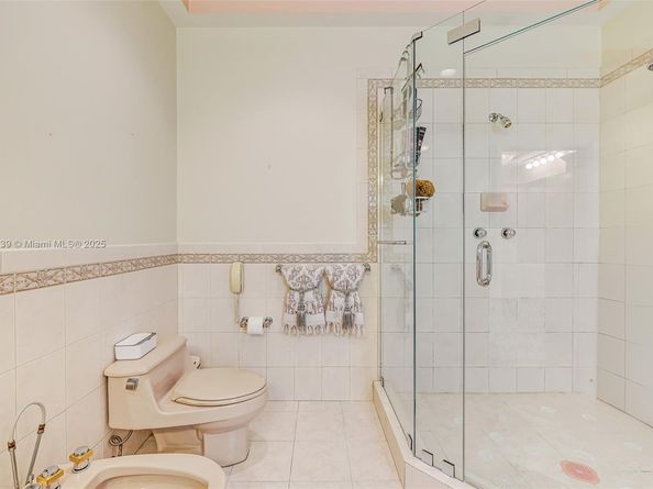 2935 SW 13th St, Miami FL 33145