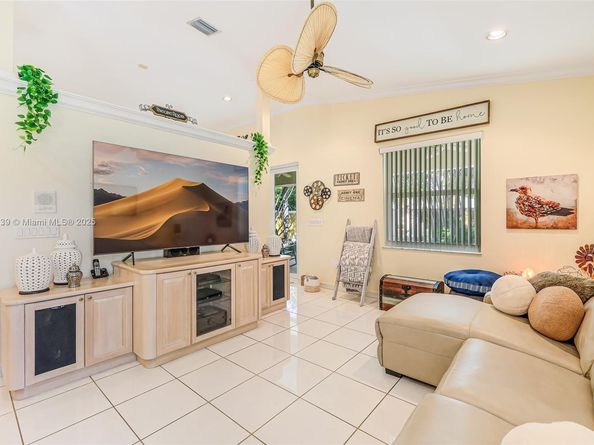 2935 SW 13th St, Miami FL 33145