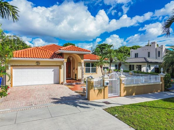 2935 SW 13th St, Miami FL 33145