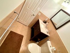 400 Golden Isles Dr 6, Hallandale Beach FL 33009