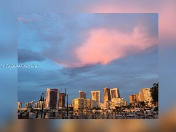 400 Golden Isles Dr 6, Hallandale Beach FL 33009