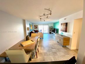 400 Golden Isles Dr 6, Hallandale Beach FL 33009