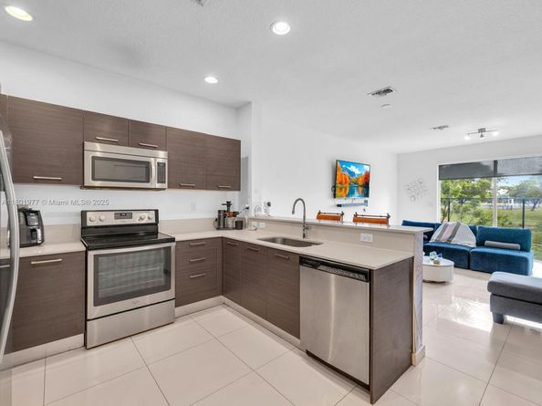 3506 NW 13th St, Lauderhill FL 33311