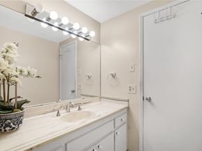 4330 Hillcrest Dr 1017, Hollywood FL 33021