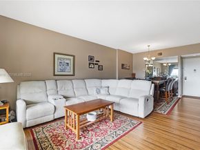 4330 Hillcrest Dr 1017, Hollywood FL 33021