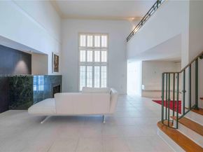 923 Catalonia Ave, Coral Gables FL 33134