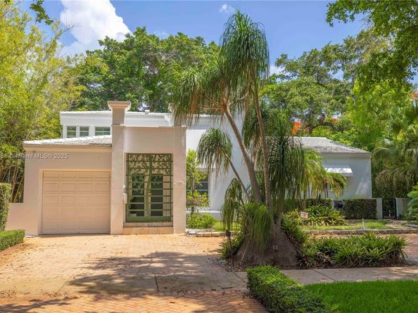 923 Catalonia Ave, Coral Gables FL 33134