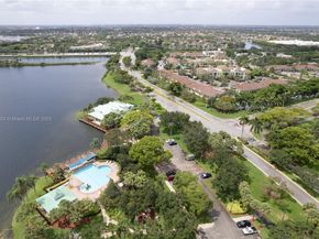 1154 NW 183rd Ter, Pembroke Pines FL 33029