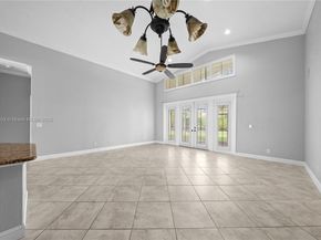 1154 NW 183rd Ter, Pembroke Pines FL 33029