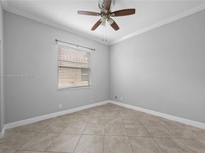 1154 NW 183rd Ter, Pembroke Pines FL 33029