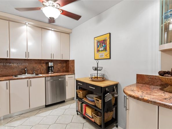 3800 S Ocean Dr 719, Hollywood FL 33019