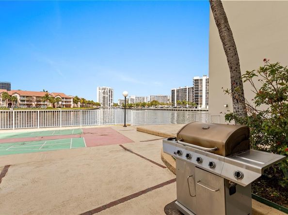 3800 S Ocean Dr 719, Hollywood FL 33019