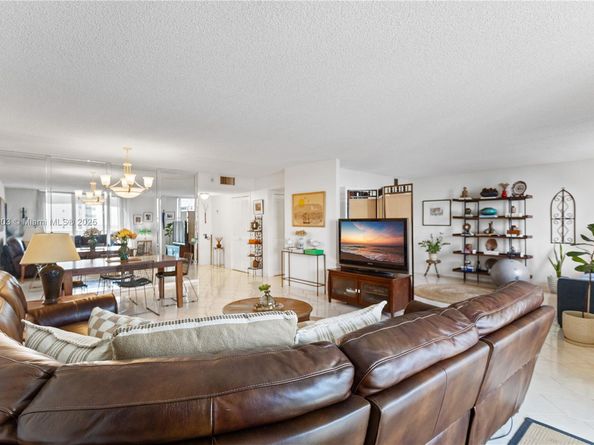 3800 S Ocean Dr 719, Hollywood FL 33019